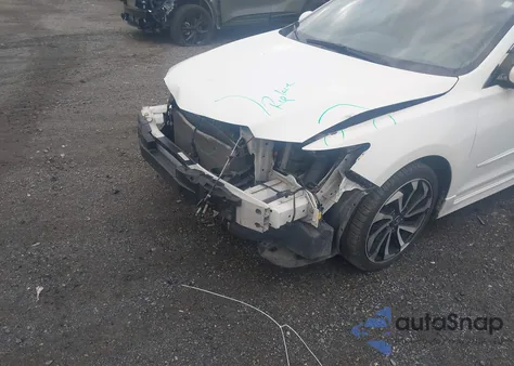 2018 Acura Ilx Special Edition z USA, uszkodzony, nr VIN 19UDE2F49JA003419